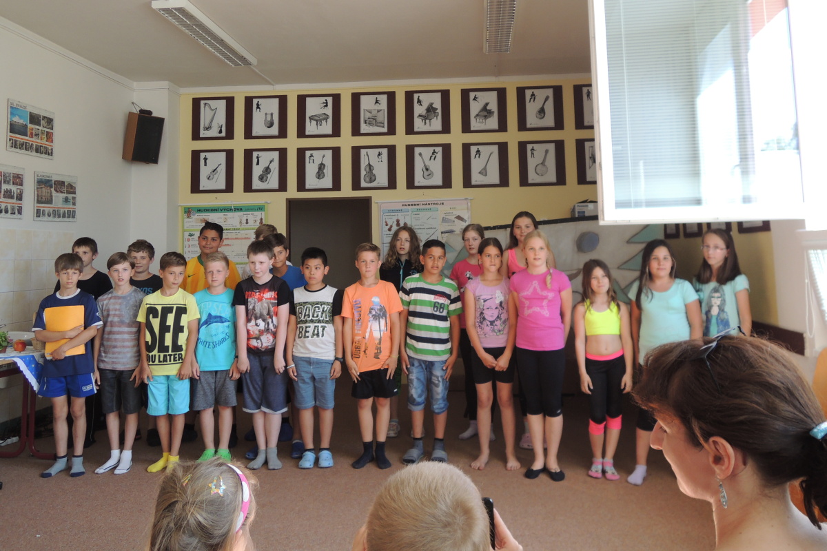 28.6.2016 Přespání ve škole - 5.B